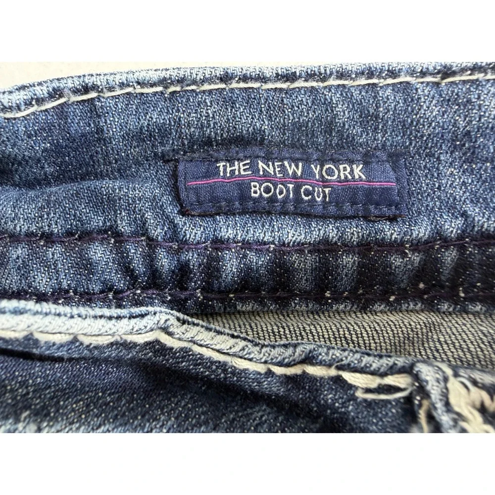 Vigoss‎ New York Boot 3/4 (28x29.5) Low Rise Embroidered Rhinestones Stitching